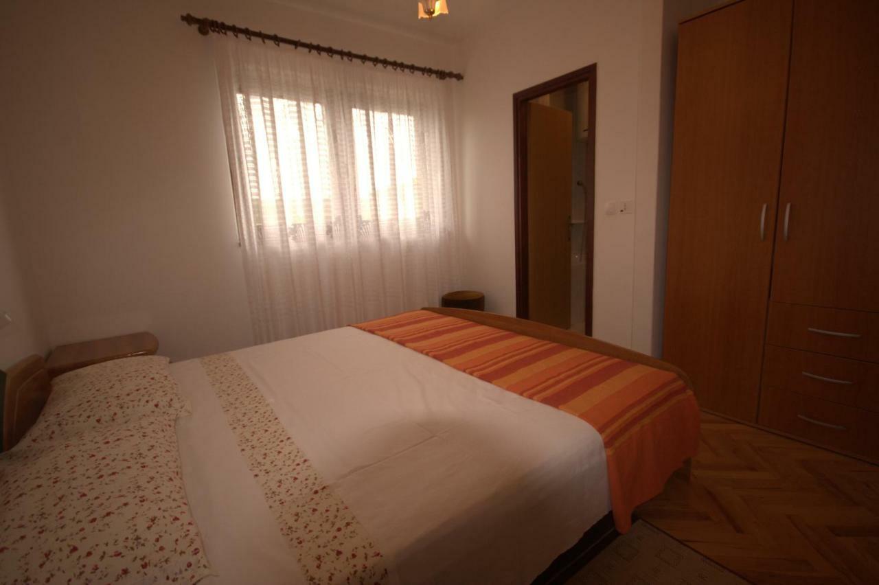 Apartments Cvelic Milovcic Malinska Ngoại thất bức ảnh
