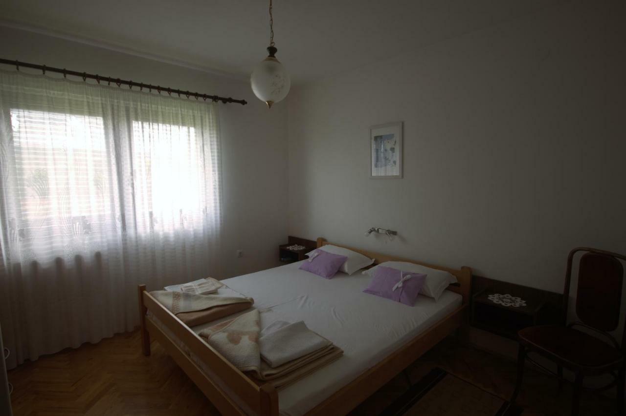 Apartments Cvelic Milovcic Malinska Ngoại thất bức ảnh